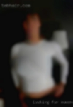 looking for women to carry out my fetish with