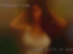nude girls in bush